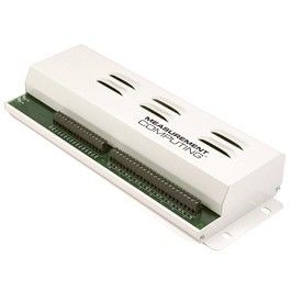 USB-based eight Form C Relay and eight isolated high-voltage input interface device with 40-pin connector